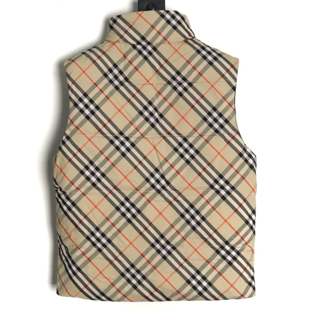 DD Bur*berry BBR 24 diamond checkered down vest on both sides