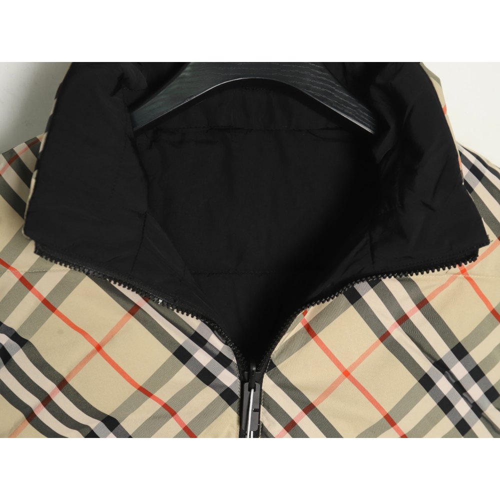 DD Bur*berry BBR 24 diamond checkered down vest on both sides