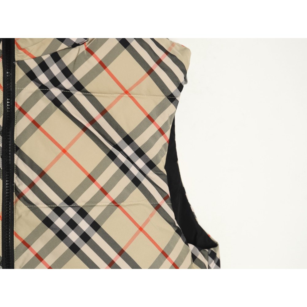 DD Bur*berry BBR 24 diamond checkered down vest on both sides