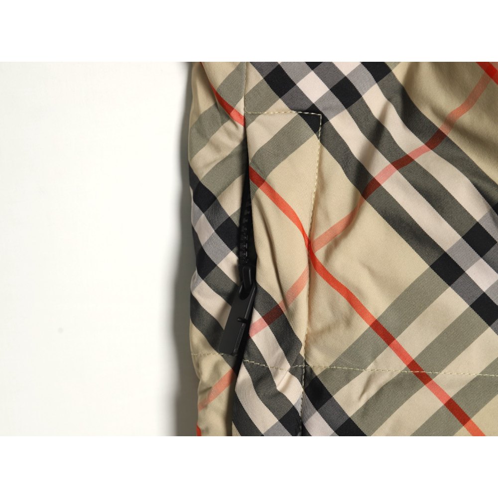 DD Bur*berry BBR 24 diamond checkered down vest on both sides